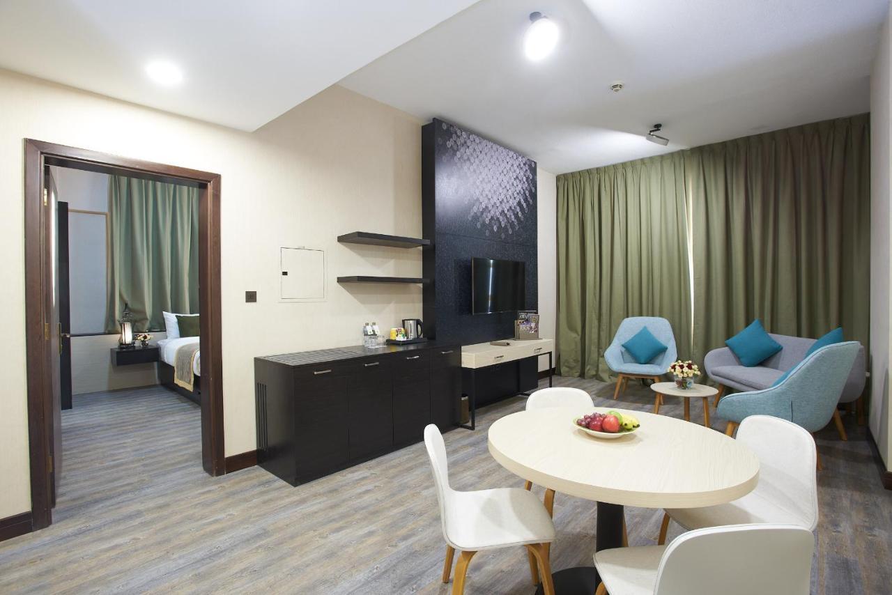 Time Express Hotel Al Khan Sharjah Luaran gambar