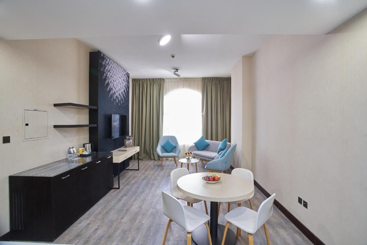 Time Express Hotel Al Khan Sharjah Luaran gambar