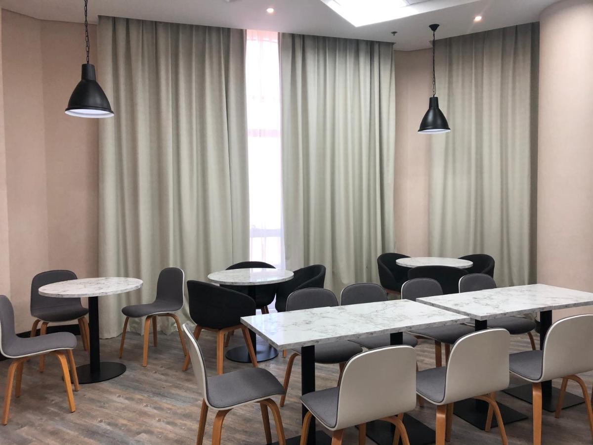 Time Express Hotel Al Khan Sharjah Luaran gambar