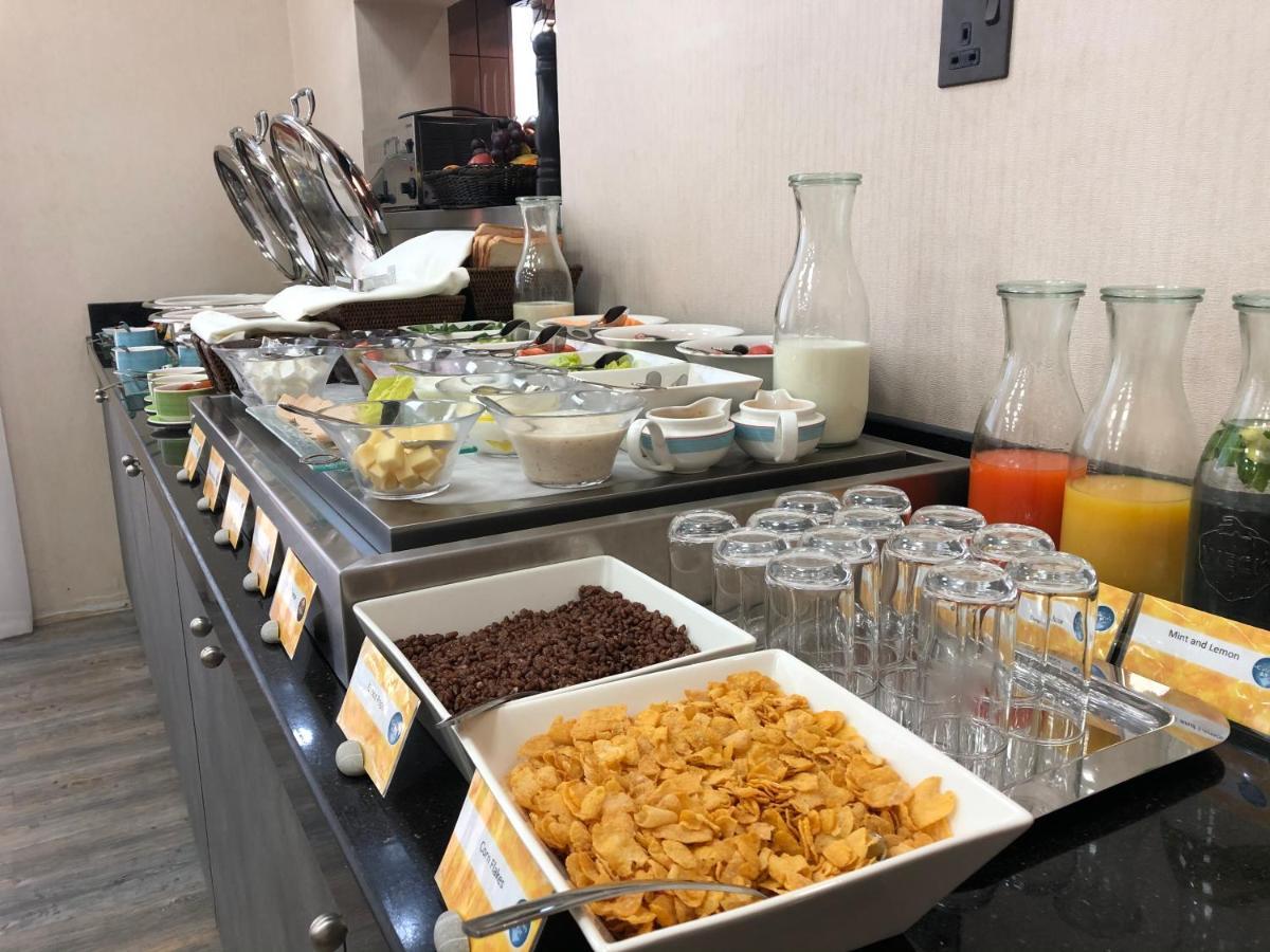 Time Express Hotel Al Khan Sharjah Luaran gambar